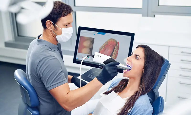 اسکنرهای داخل دهانی ابزاری برای تصویربرداری دیجیتال از دندان هستند