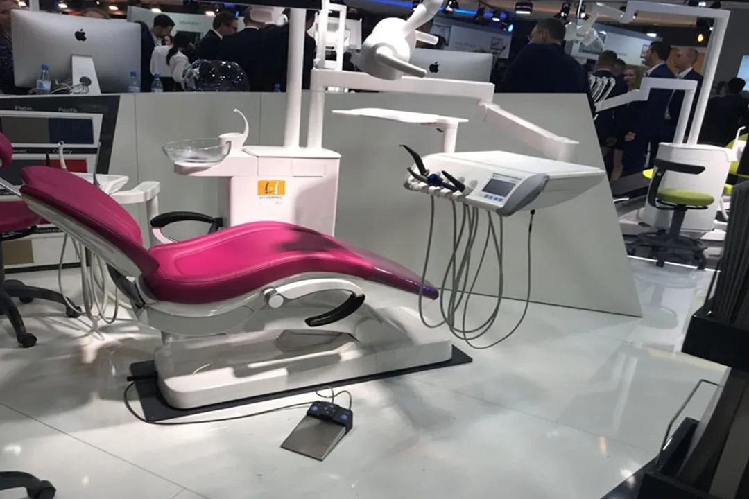 نمایشگاه دندانپزشکی ایران‌دنتال‌شو